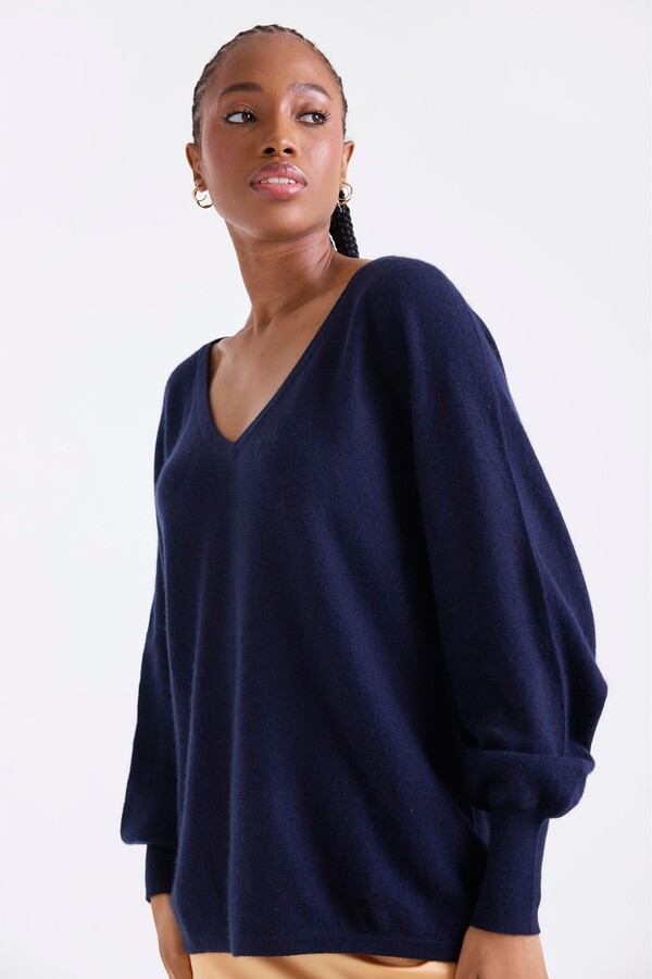 1982 Women's Paros Poncho V-Neck Cashmere Sweater