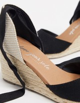 Thumbnail for your product : New Look tie up canvas espadrille wedges in black