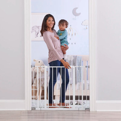 Regalo Wall Safe® Extra Wide Safety Gate