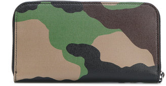Moschino logo camouflage wallet