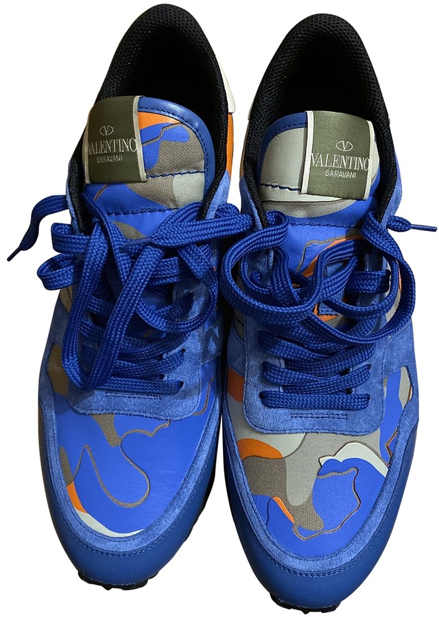 navy valentino trainers