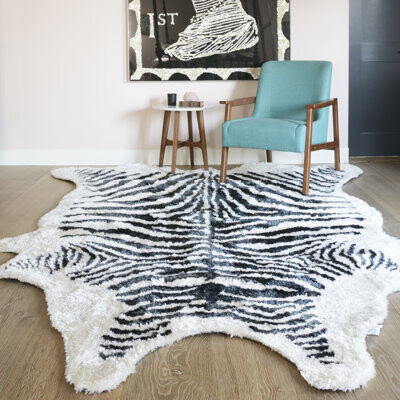 Novogratz Novelty Khalhari Animal Print Handmade Tufted Black/White Area Rug