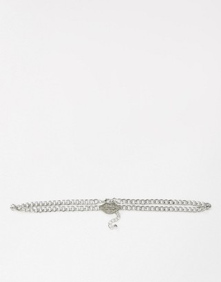 DesignB London chunky chain belt with embellished lips buckle in silver