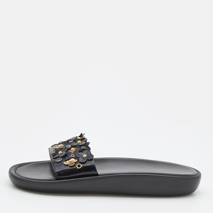 Louis Vuitton Black & Gold Embellished Sandal Fall 2014 #LV #Shoes