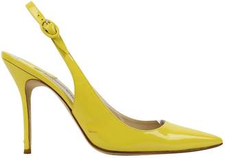 Manolo Blahnik Yellow Patent leather Heels