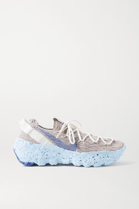 nike beige running shoes