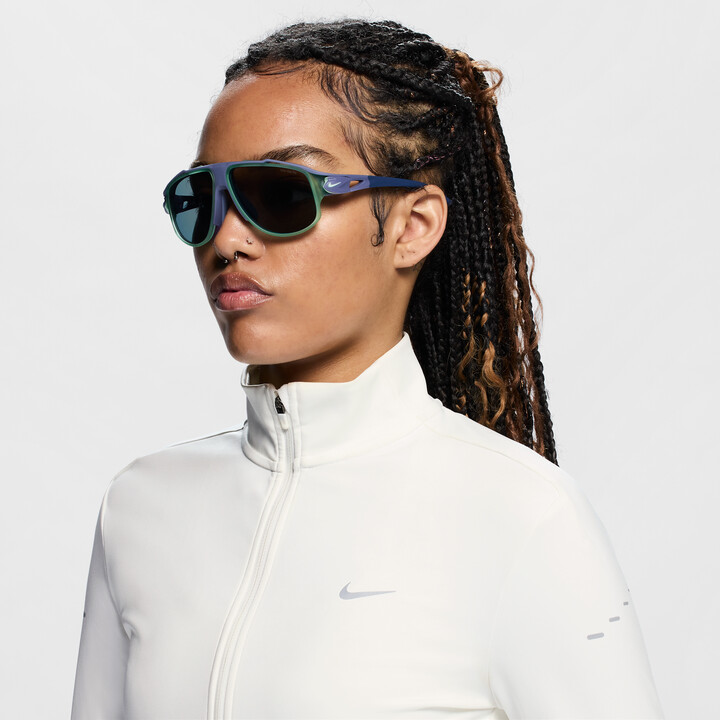nike mirrored sunglasses