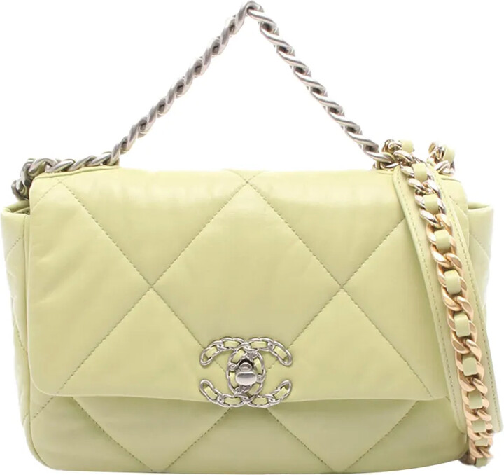 Chanel Pre Owned 2021-2025 Medium Lambskin 19 Flap satchel