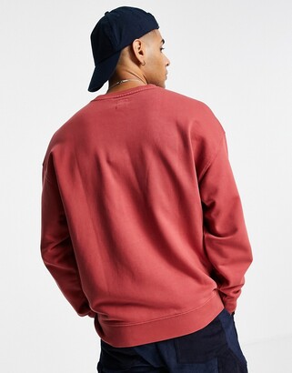 Levi's crew sweatshirt with small logo in garment dye marsala red -  ShopStyle