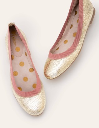 rose gold flats for women