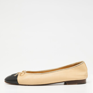 Chanel Beige/Black Leather CC Cap-Toe Bow Ballet Flats Size 41.5 - ShopStyle
