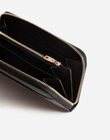 Thumbnail for your product : Dolce & Gabbana Dauphine calfskin zip around wallet