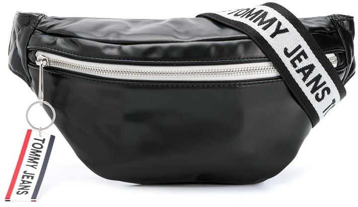 tommy belt bag