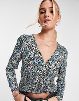 Thumbnail for your product : New Look long sleeve shirred top in blue floral