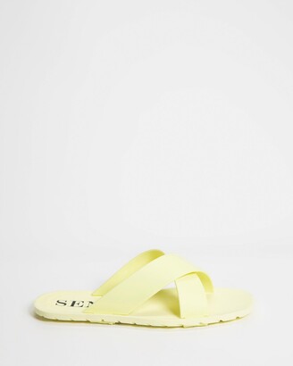 Senso Yellow Flat Sandals - Franky