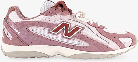 New Balance Womens Rosewood Pink Salt 204L Suede and Mesh Trainers 9