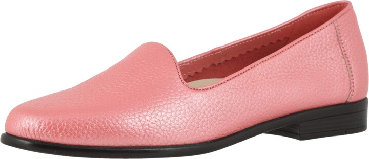 Trotters Women's Flat Loafer