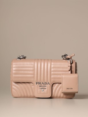 prada nappa impunture diagramme sling bag