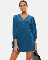 Thumbnail for your product : Topshop Ovoid Sleeve Wrap Dress