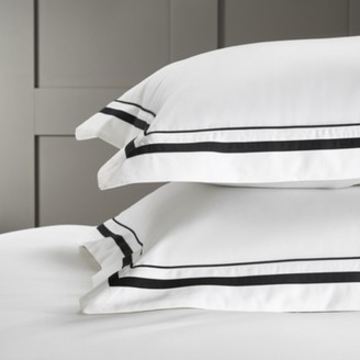 The White Company Cavendish Oxford Pillowcase with Border - Single. Clear.