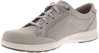 clarks shoes trainers