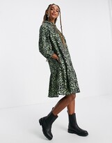 Thumbnail for your product : Vero Moda drop hem smock dress in print