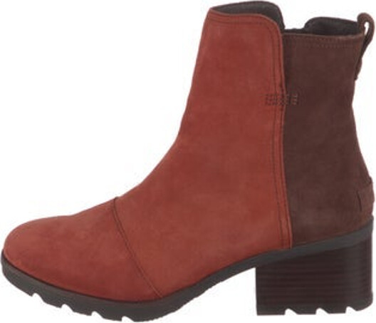 Sorel Suede Ankle Chelsea Boots Red Colorblock Pattern Round-Toes Platform Exposed Zip Closure at Sides