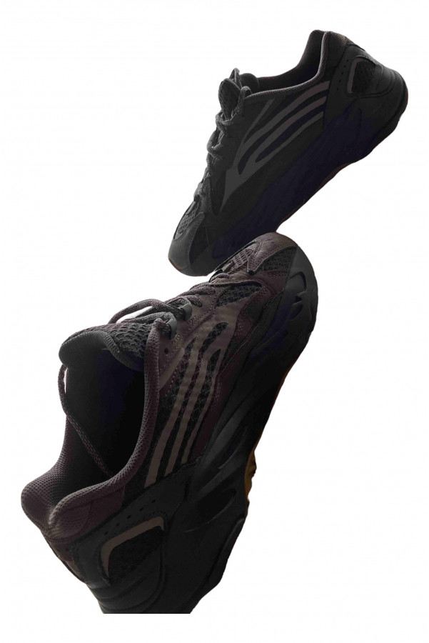 white yeezy womens trainers