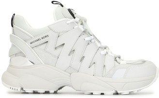 mk hero mixed media trainer