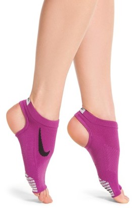 Nike Women's Elite Studio Stability Training Grip Socks