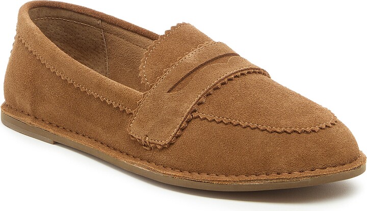 Kelsi Dagger Brooklyn Harley Penny Loafer