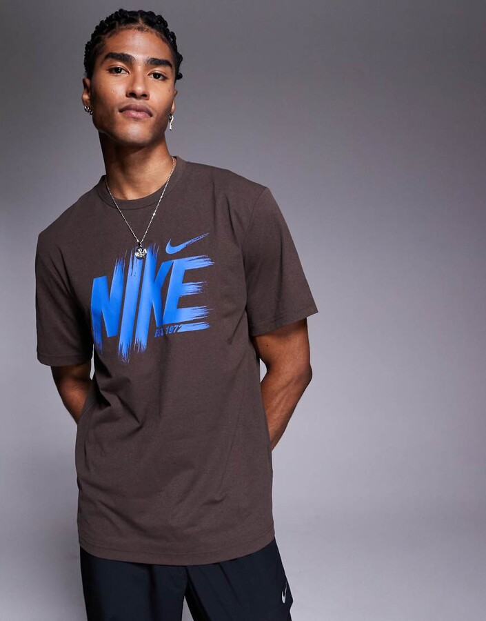 Nike training Dri-FIT Hyverse t-shirt in brown