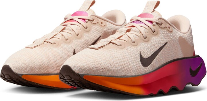 Motiva SE Walking Sneaker