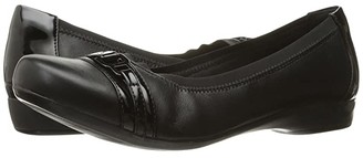 clarks kinzie light pewter