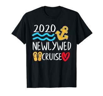 Newlywed Cruise 2020 Gift Bride & Groom Honeymoon On A Ship T-Shirt