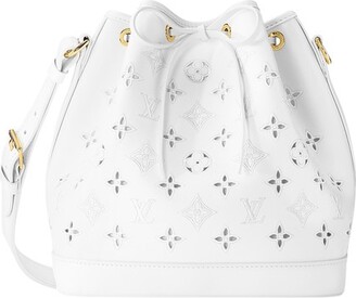 Louis Vuitton 2006 Bucket Flange Shoulder Bag - White
