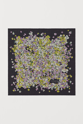 boss chris hemsworth