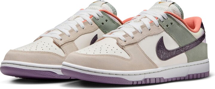 Nike Dunk Low Retro SE Basketball Sneaker