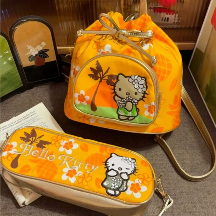 SANRIO Retro Large Capacity Drawstring Handheld Backpack for Ladies, Cute Hello Kitty Versatile Leisure Bucket Bag
