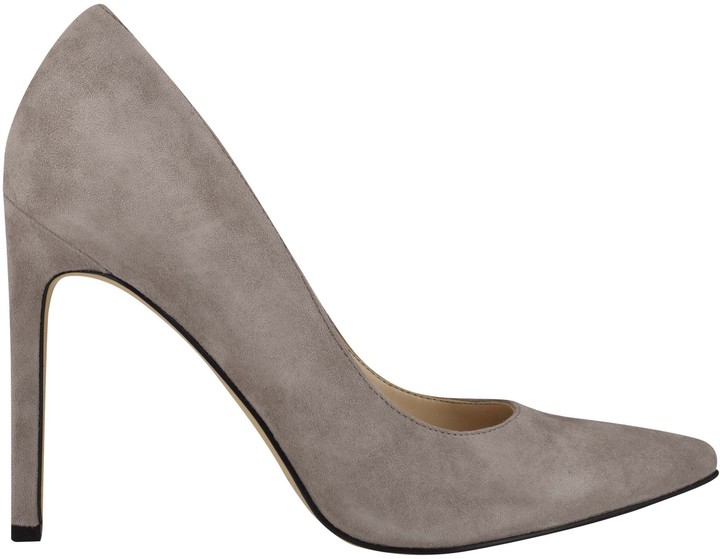 light gray pumps