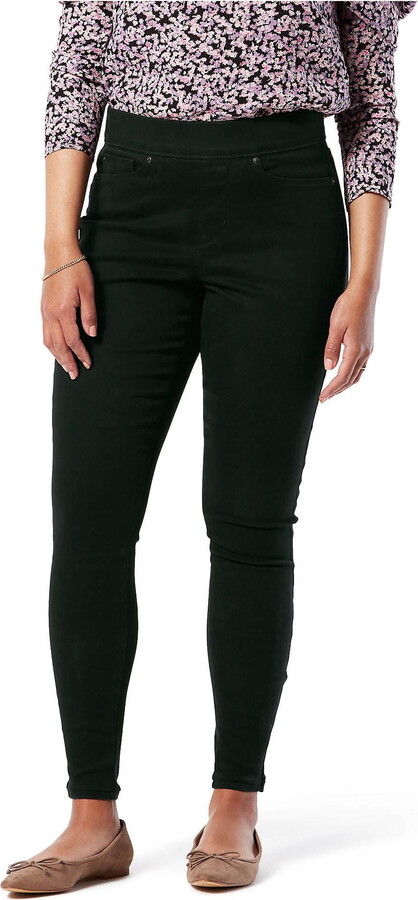 Levi Strauss Signature Women’s Simply Stretch Shaping Pull-On Super Skinny Jeans