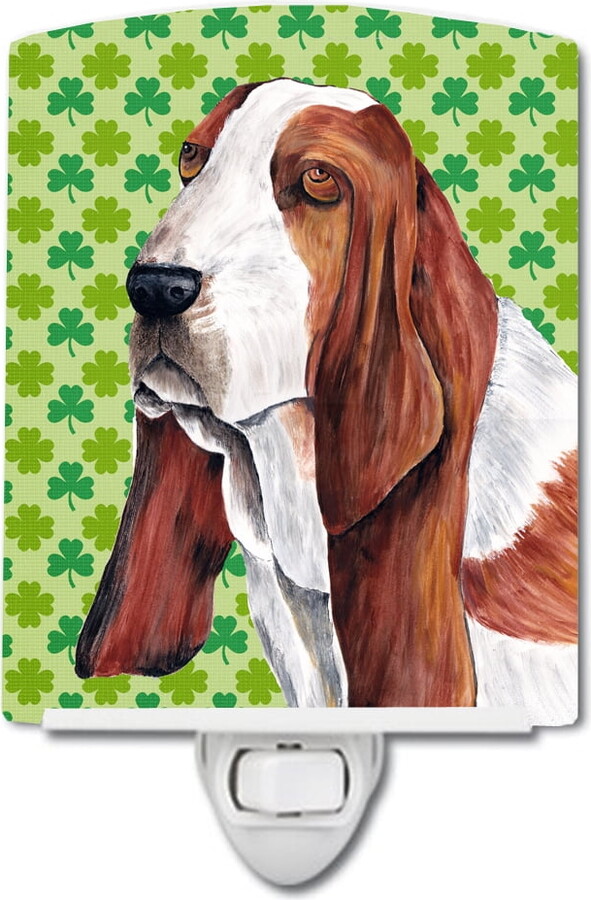 Caroline's Treasures SC9292CNL Basset Hound St. Patrick's Day Shamrock Portrait Ceramic Night Light, 6x4x3", multicolor