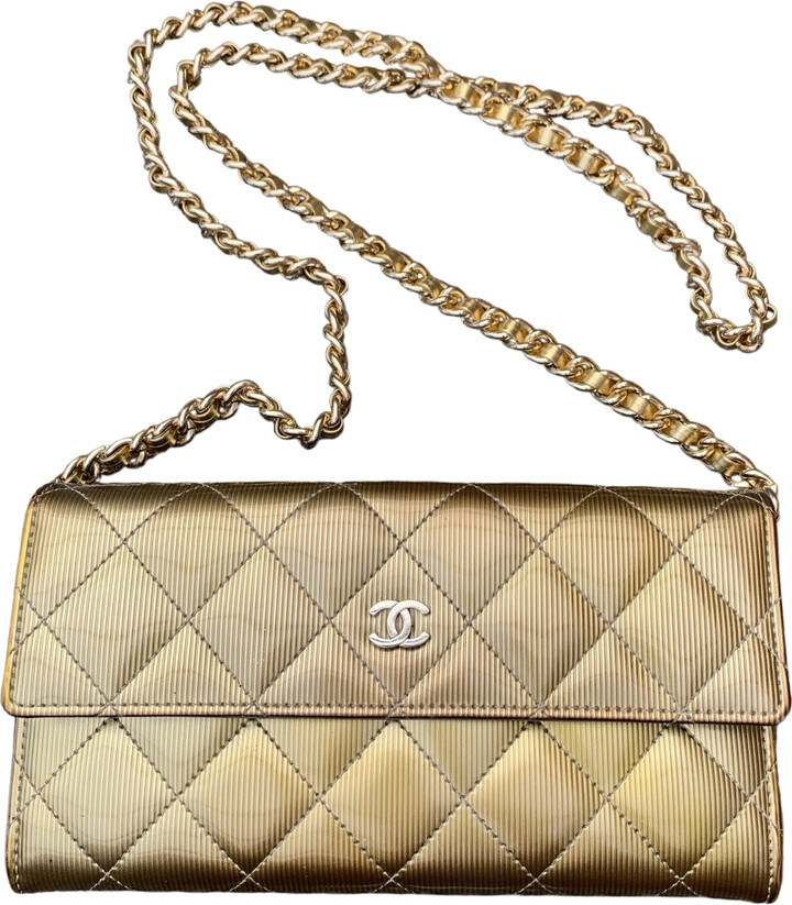 Chanel Six CC Caviar Leather DrawString Pendant Shoulder bag For Sale at  1stDibs