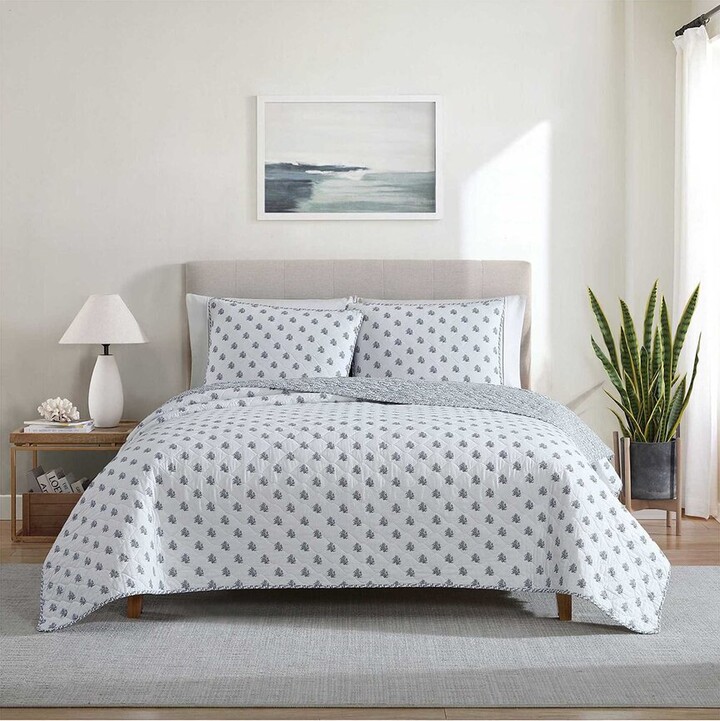 Nautica Coral Beach Reversible Quilt Set
