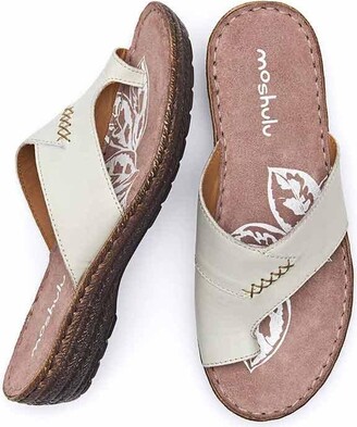 moshulu toe post sandals