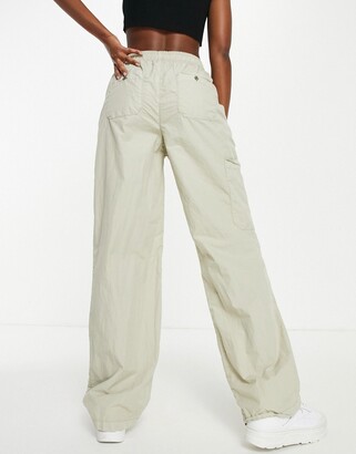 Topshop low rise casual cargo trouser with internal waistband