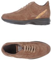 Thumbnail for your product : Alviero Martini Low-tops & trainers