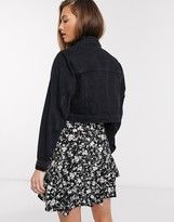 Thumbnail for your product : New Look cropped denim jacket in black
