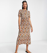 Thumbnail for your product : ASOS Tall ASOS DESIGN Tall Exclusive plisse midi tea dress with short sleeves in green ditsy floral