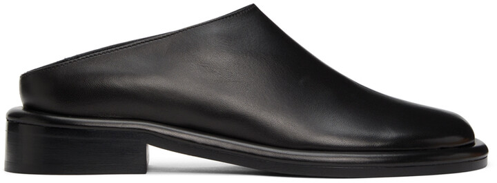 flat mules leather